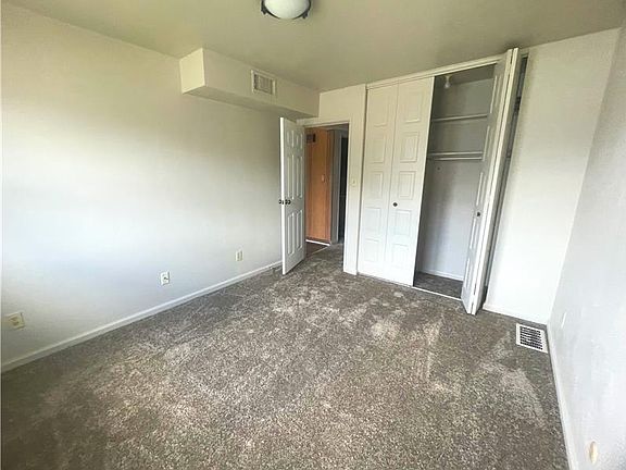 5th image of 1020 S River Ave #D