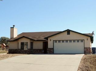 22511 Camp Dr, Tehachapi, CA 93561
