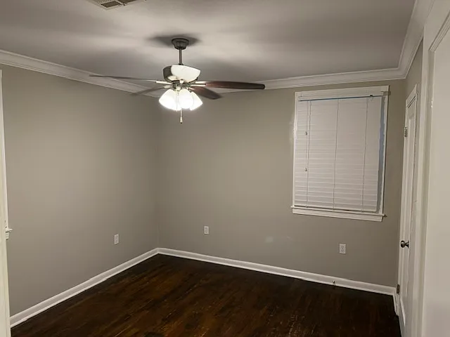 615 Tucker Ave — Photo 22