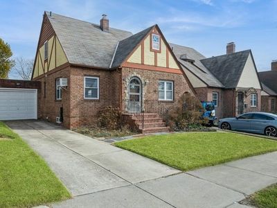 8051 232nd Street, Jamaica, NY, 11427