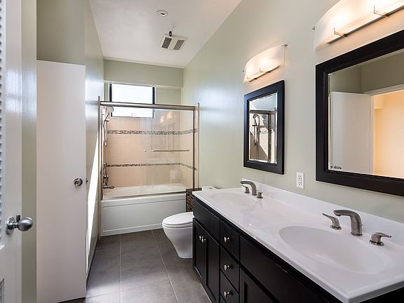 4th image of 2 Pearl St #3