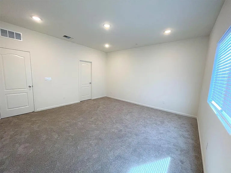 4211 Candle Ct — Photo 16