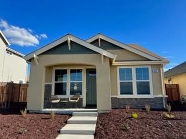 665 Lewis St, King City, CA 93930