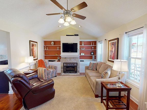 4th image of 178 Knottingham Ct