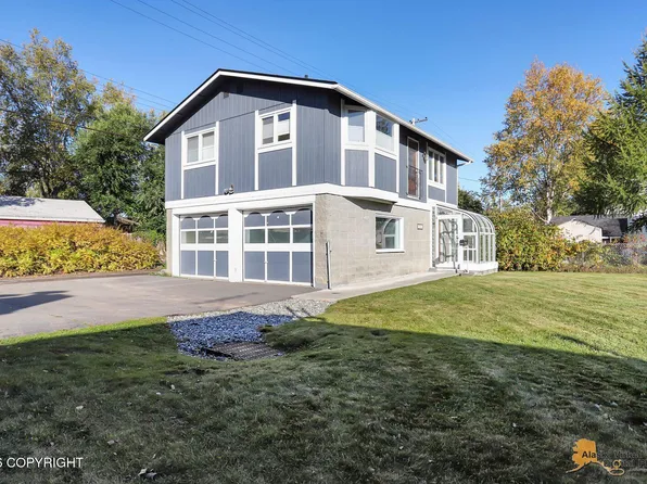 1556 G St, Anchorage, AK 99501