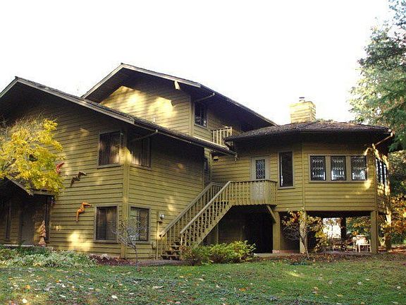 Custom Designed Home - Huge Lot