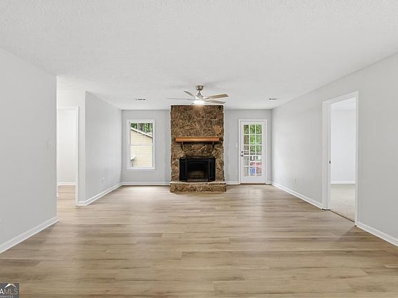 2nd image of 1171 Salisbury Trl