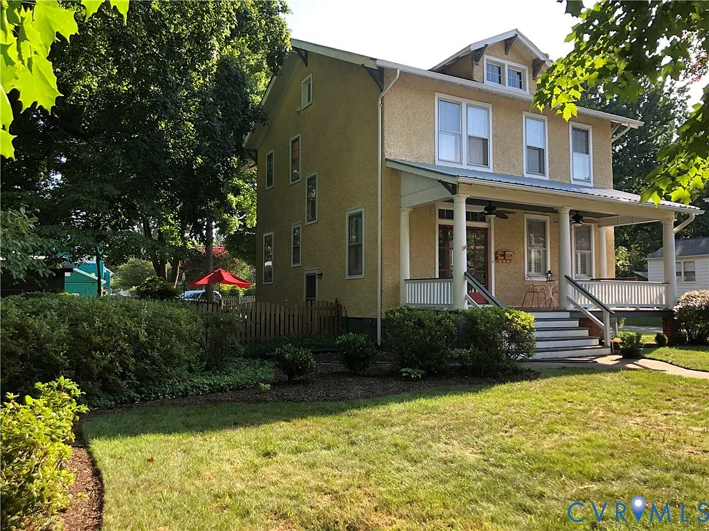 4 bed, 3.0 bath, 2721 sqft, $3,500 — Photo 2