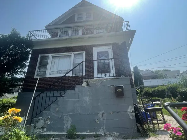 54 Gordon St, Yonkers, NY 10701