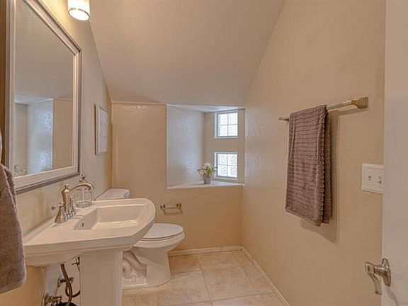 5th image of 10950 Ivy Hill Dr Unit 3