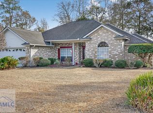 1111 Montclair Dr, Hinesville, GA 31313