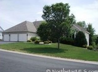 8788 Blackoaks Ln N, Maple Grove, MN 55311