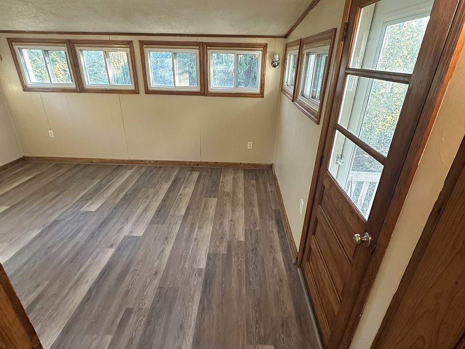 3717 W Water St Apt 3, photo 25