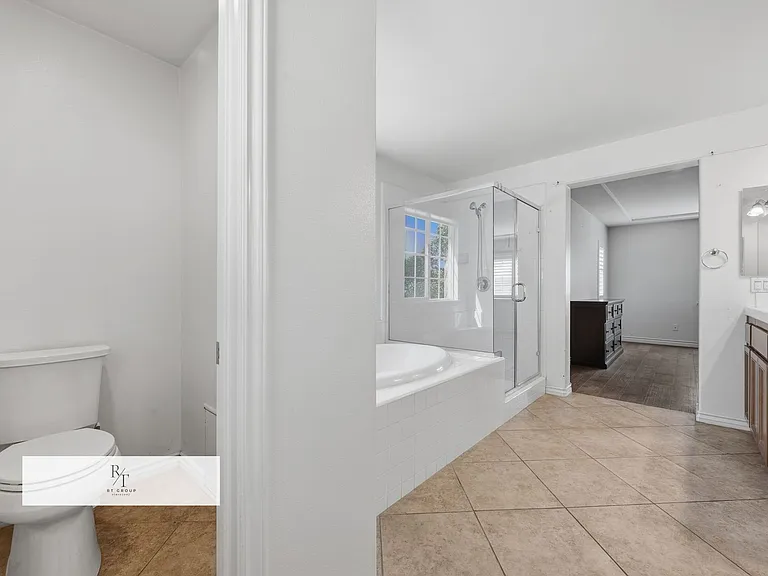 12488 Celebration Dr — Photo 25
