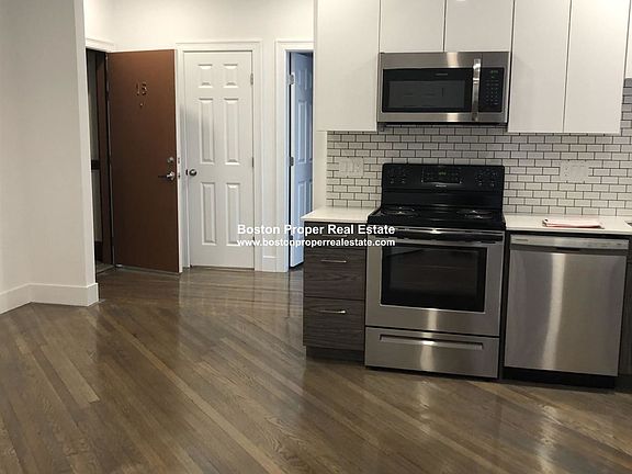 11 Queensberry St. #15 Boston - Fenway Unit Photo 9