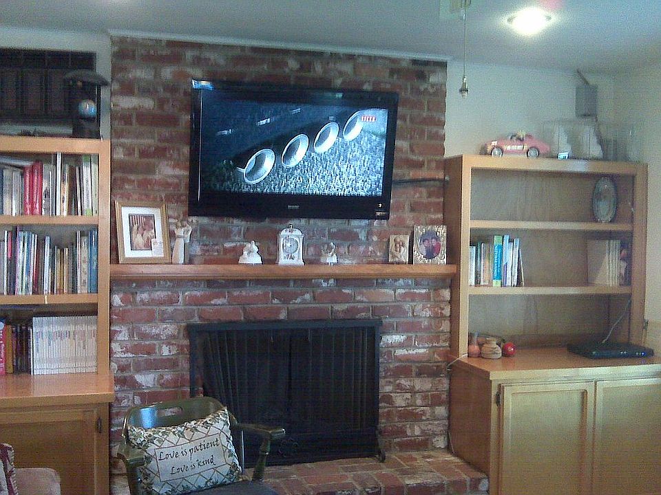 1st image of 2416 Caswell Ave