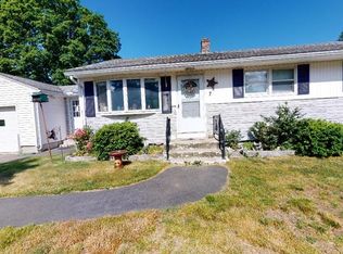 7 Dana St, Westfield, MA 01085