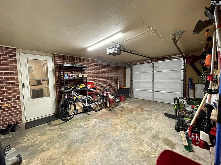 1522 Bradley Dr — Photo 20