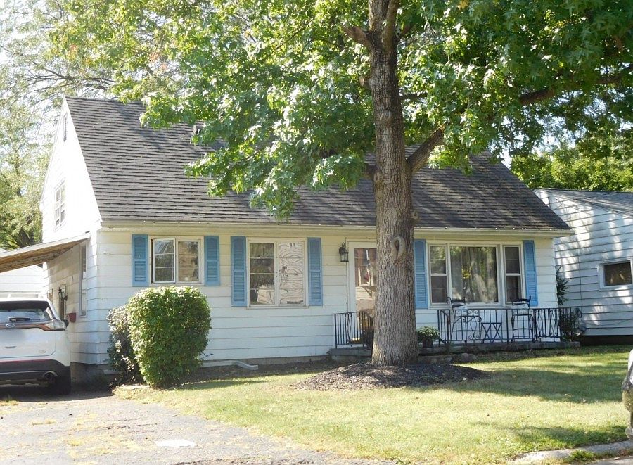 1st image of 311 Eisenhower Ave