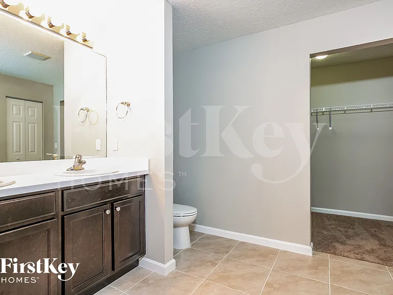 961 SW College Park Rd — Photo 11