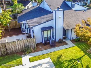 121 Bois Dr, Lumberton, NC 28358