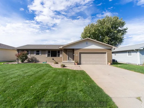 1710 S Ingalls St, Grand Island, NE 68803