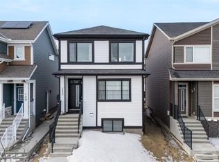 153 E Edith Way NW, Calgary, AB T3R2B8