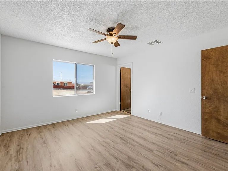 6851 Quail Spring Ave — Photo 17