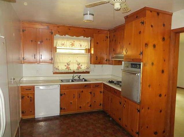 2nd image of 17 Berkeley Pl