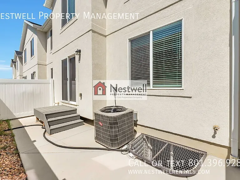 533 N Helmsman Ln — Photo 22