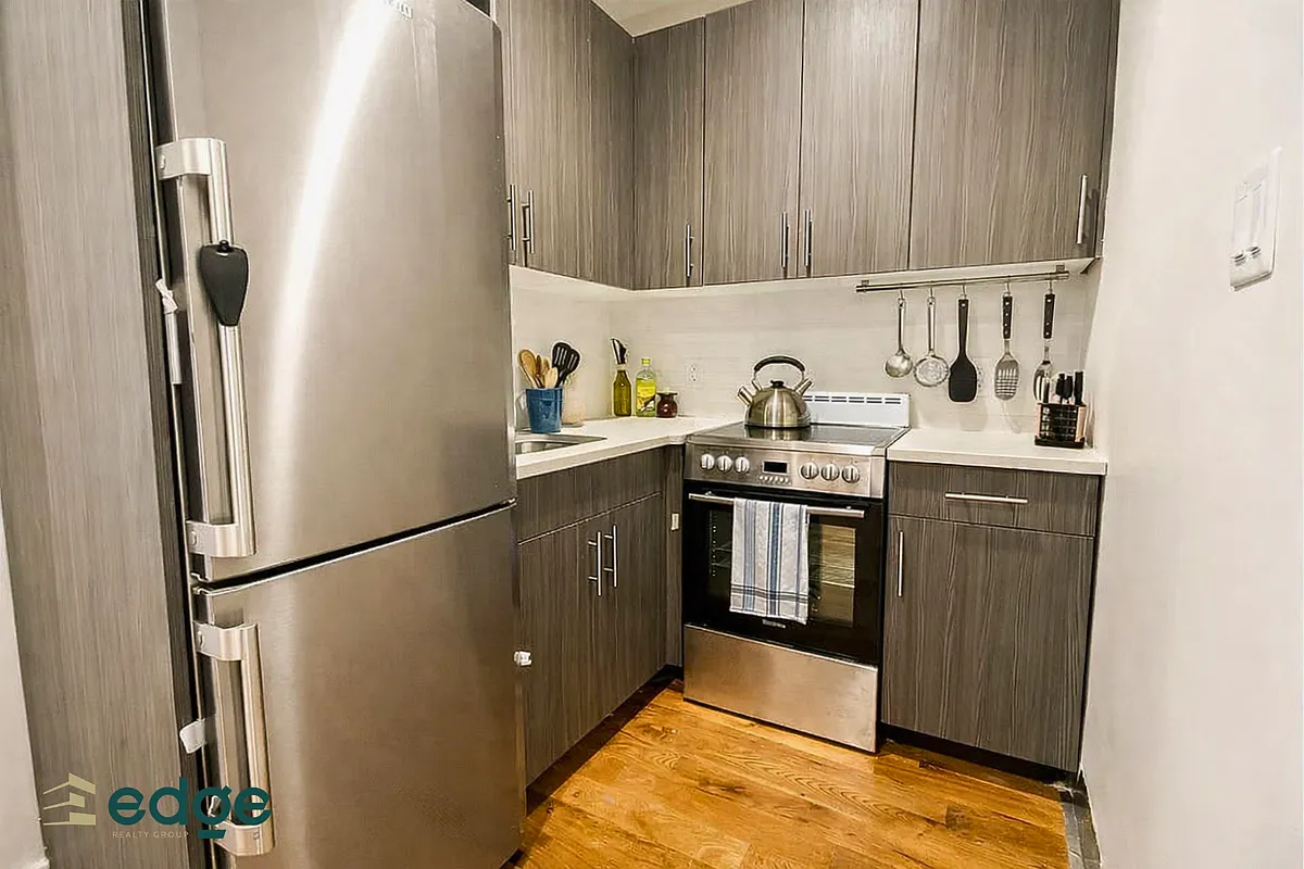 Building Photo - 234 N 11th St #2D