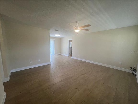 5th image of 488 N Spring Lake Blvd NW