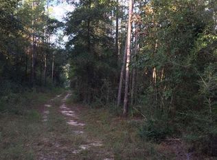 2381 Wallace Lake Rd, Pace, FL 32571