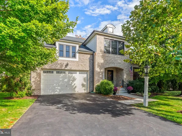 23292 April Mist Pl, Ashburn, VA 20148