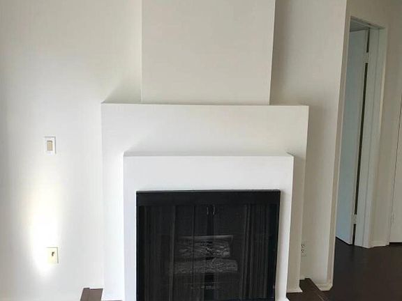 3rd image of 1735 Peyton Ave APT 203