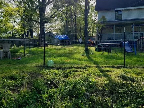 209 Howe St, Eden, NC 27288