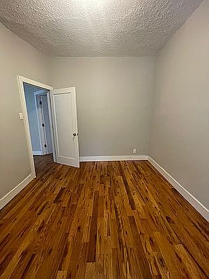 2nd image of 732 E 21st St #C1