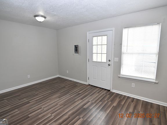 2nd image of 754 Morningside Ln
