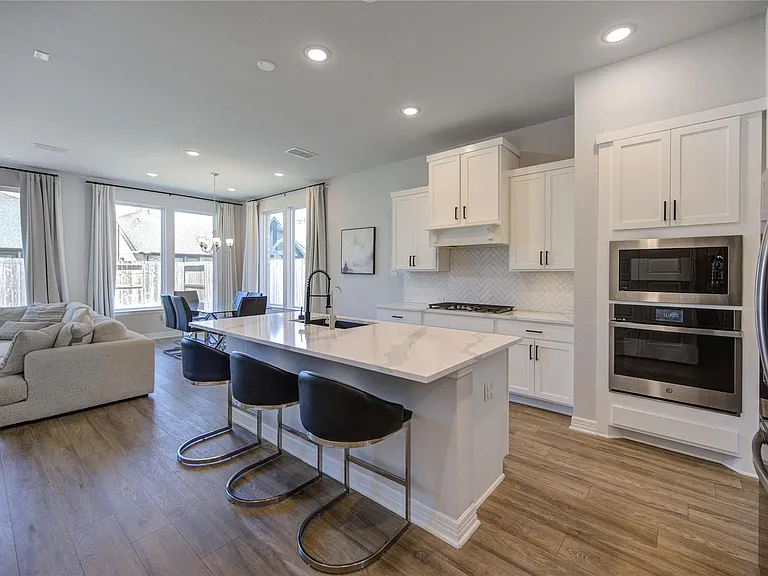 4110 Sherman Oak Ln — Photo 10