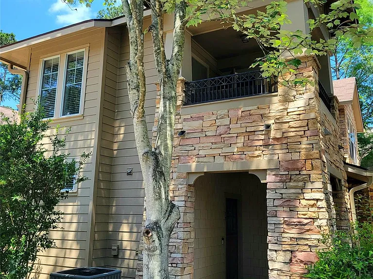 77 Woodlily Pl — Photo 2
