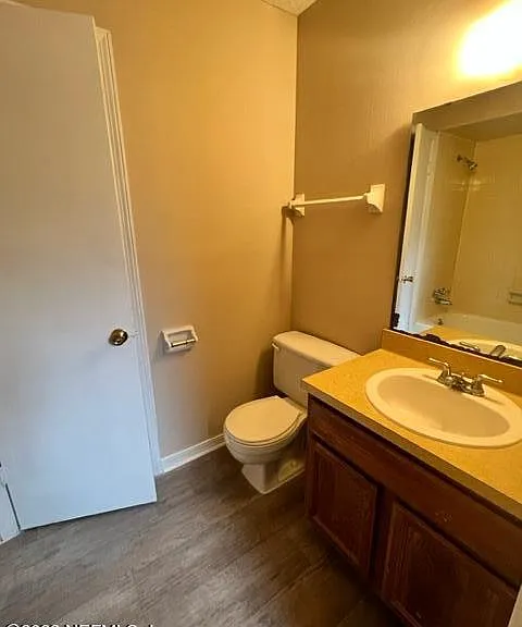 462 Crabapple Ct #D — Photo 10