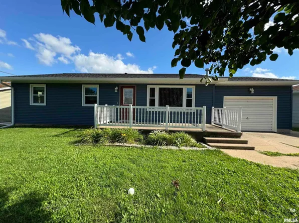 1107 26th Ave N, Clinton, IA 52732