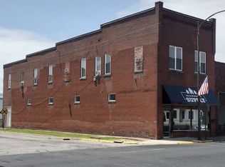 201 W Market St #3, Christopher, IL 62822