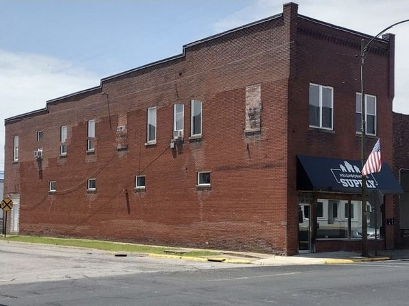 201 W Market St #3