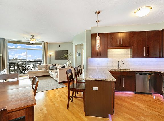 4th image of 1134 W Granville Ave APT 1109