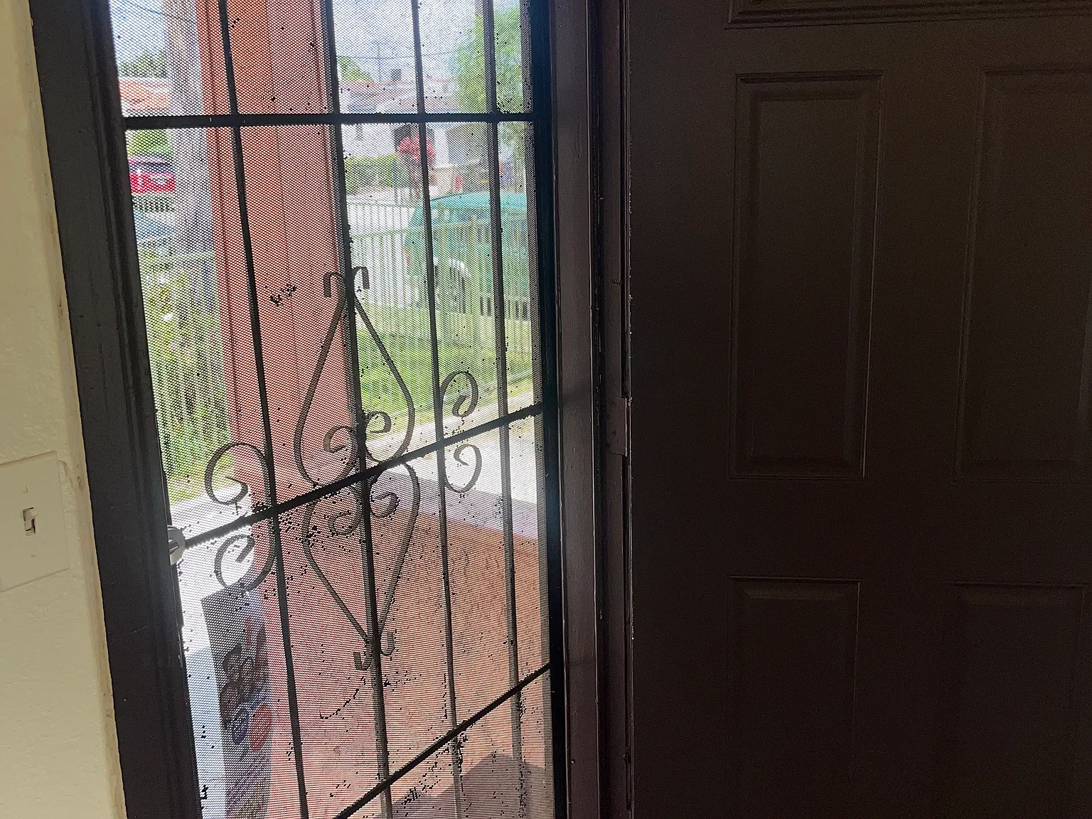 3 bed, 2144 sqft, $3,000 — Photo 2