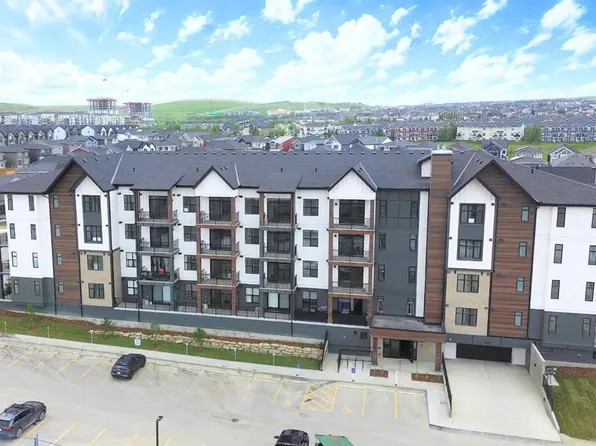 430 E Sage Hill Rd NW #2113, Calgary, AB T3R 2J9