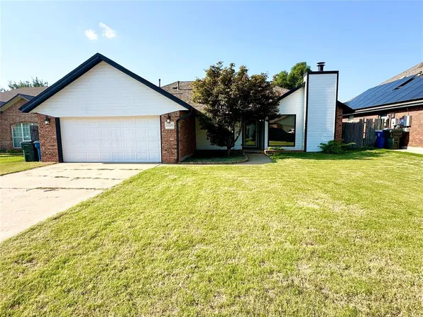 10529 Kristie Ln, Midwest City, OK 73130