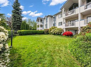 13918 72nd Ave #212, Surrey, BC V3W0T4