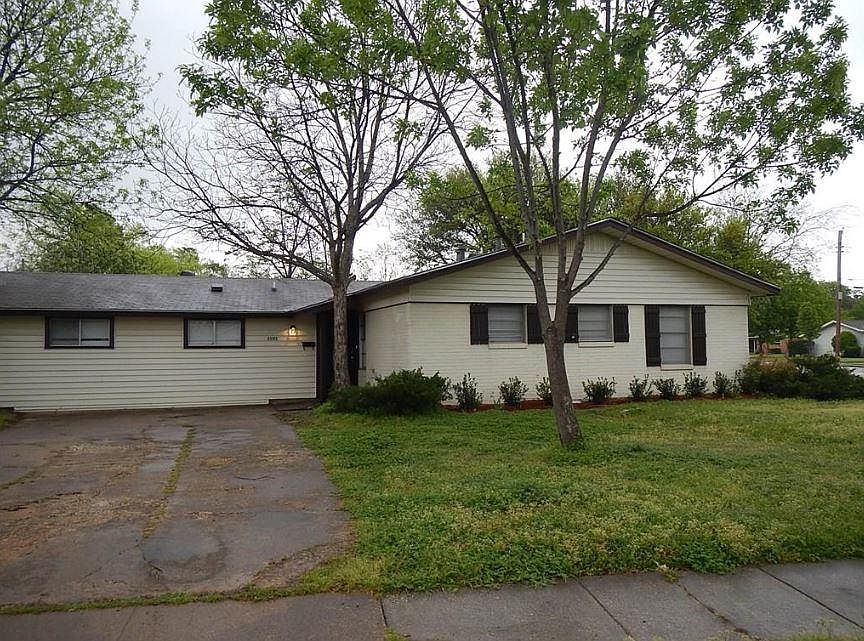 1st image of 3202 Dartmouth Dr